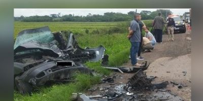 Colisão frontal entre dois veículos mata idoso na BR-116 em Guaíba