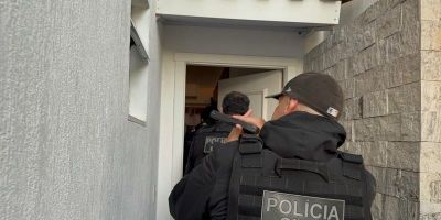 Quatro integrantes de grupo que praticava extorsões são presos em Porto Alegre