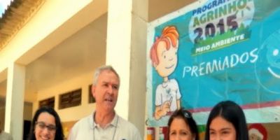 Escola Mário Centeno Crespo recebe prêmio Programa do Agrinho