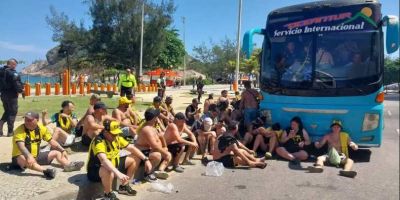 Mais de 200 torcedores do Peñarol são presos por confusão no RJ