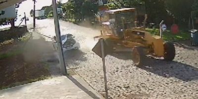 VÍDEO: pneu de patrola explode e carro é destruído no RS