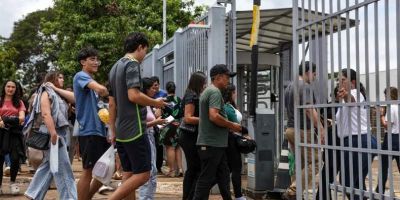 Índice de abstenção no primeiro dia do Enem cai para 26,6%