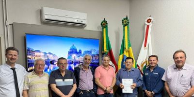 Rotary Club Camaquã Norte se reúne com prefeito para discutir a restauração do Portão da Boa Viagem