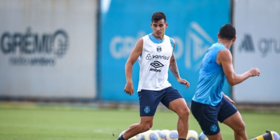 Grêmio se reapresenta para período de treinamentos no CT Luiz Carvalho