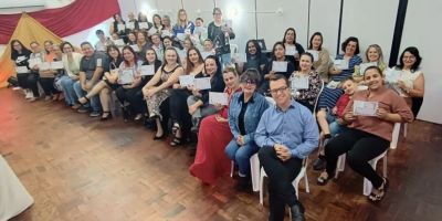 Centro de Geração de Renda forma 196 pessoas em diversos cursos 