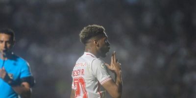 Wesley marca de fora da área e Inter vence o Vasco pelo Brasileirão