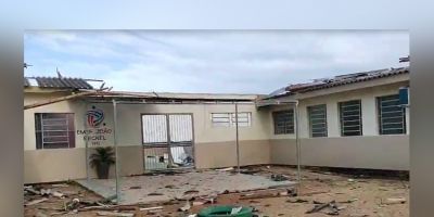 Escola é parcialmente destruída após temporal no interior de Camaquã