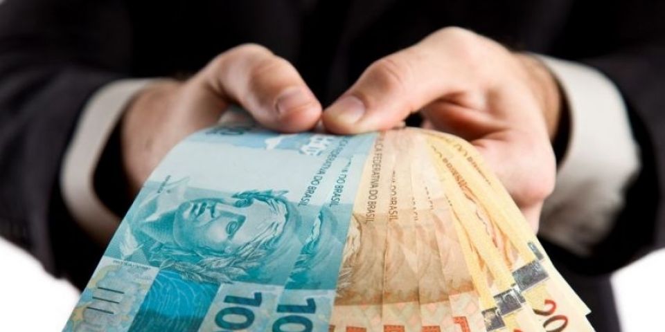 Mercado financeiro eleva previsão da inflação de 4,63% para 4,71%