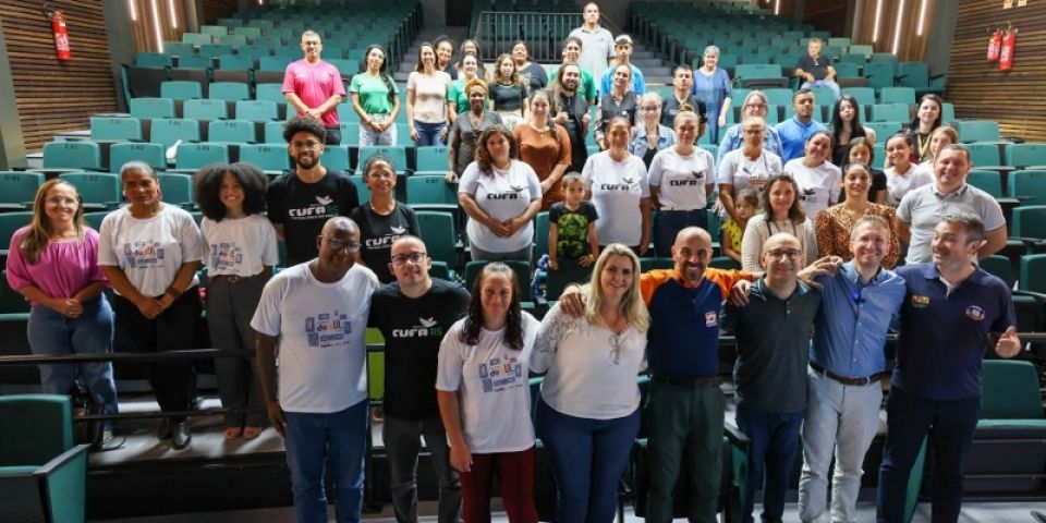 Governo participa do ato de doação de 120 mil chips de celular para pessoas em vulnerabilidade