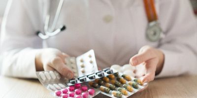 Projeto que isenta medicamentos do imposto de importação vai à sanção