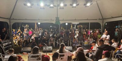 Projeto “É Tempo de Natal” transforma praça Donário Lopes em Camaquã 