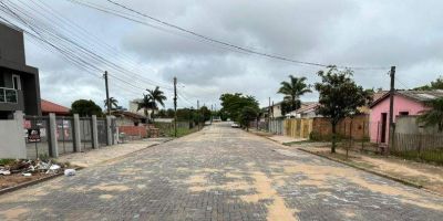 Concluído o calçamento da Rua Francisco Luis Pereira da Silva, no bairro Carvalho Bastos, em Camaquã