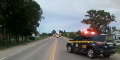 Dois motociclistas morrem em acidente na BR-293 em Capão do Leão