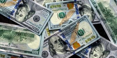 Dólar sobe para R$ 6,09 e bate recorde nominal de cotação