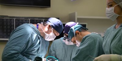Santa Casa de Porto Alegre inova com abordagem transorbitária para tumores cerebrais