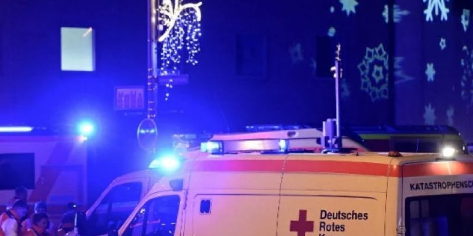 Motorista árabe atropela e mata várias pessoas durante feira de Natal na Alemanha
