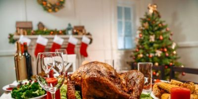 Festas: posso tomar remédios antes de beber ou comer para "fugir" da ressaca e azia?