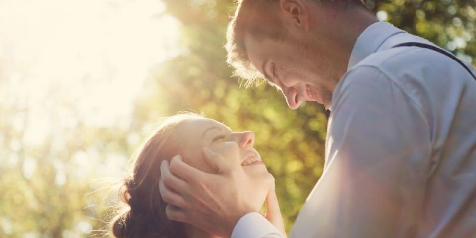 Pesquisa surpreende ao revelar o atributo que torna uma pessoa mais atraente