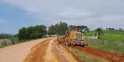 Prefeitura de Amaral Ferrador realiza manutenções na ERS-354    