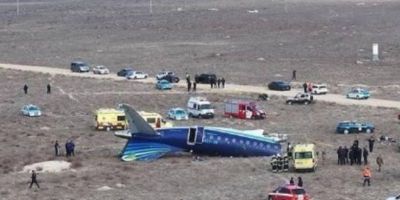 Pelo menos 38 pessoas morrem em queda de avião da Embraer no Cazaquistão