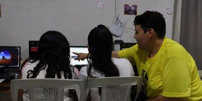 Férias escolares: como minimizar riscos de violência contra adolescentes no ambiente virtual