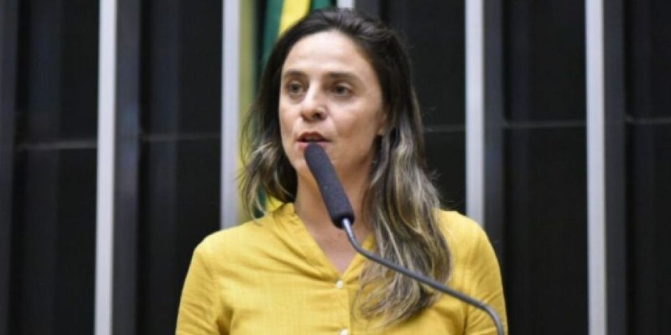 Projeto na Câmara dos Deputados quer suspender salário de militares da ditadura 