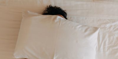 Ronco pode ser um alerta para noites mal dormidas e distúrbios do sono 