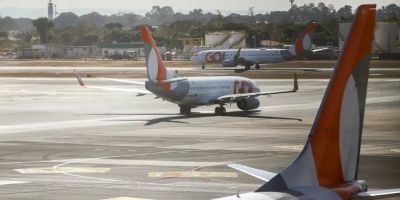 Azul e Gol assinam acordo para avaliar fusão entre as aéreas