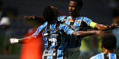 Grêmio derrota Palmeiras por 3 a 2 e avança à semifinal da Copinha 2025