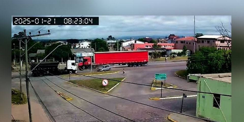 Identificada mulher que morreu após grave acidente na BR-116 em Cristal