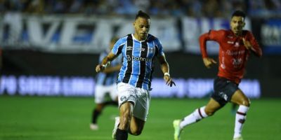 Grêmio e Brasil de Pelotas ficam no empate sem gols na estreia do Gauchão 2025