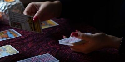 Leia a previsão de cartas de tarô para 26 de janeiro a 1º de fevereiro de 2025