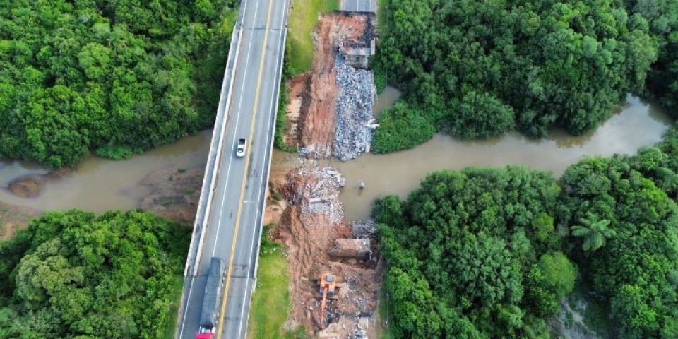 Ecosul aposta em baixo impacto ambiental na reconstrução de três pontes da BR-116