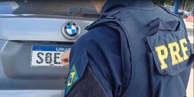 VÍDEO: uruguaio é preso por adulterar placa de veículo, na BR-290 em Eldorado do Sul