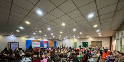 Secretaria de Educação de Cristal realiza abertura do 1º semestre letivo de 2025