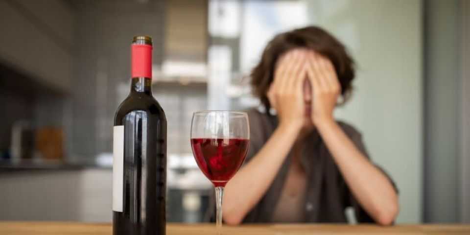 Dia Nacional de Combate ao Alcoolismo reforça importância da prevenção e do tratamento