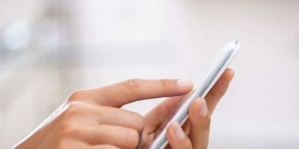 Celular no carnaval: saiba como proteger dados em caso de furto