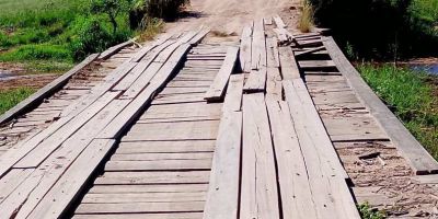 Ponte do Galdino, no interior de Camaquã, apresenta danos na estrutura