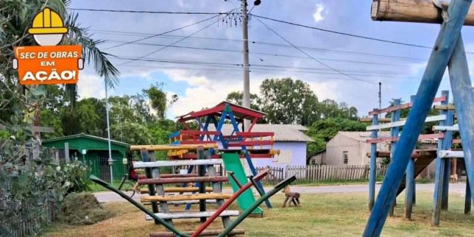 Secretaria de Obras realiza melhorias na pracinha do bairro Wolf em Tapes