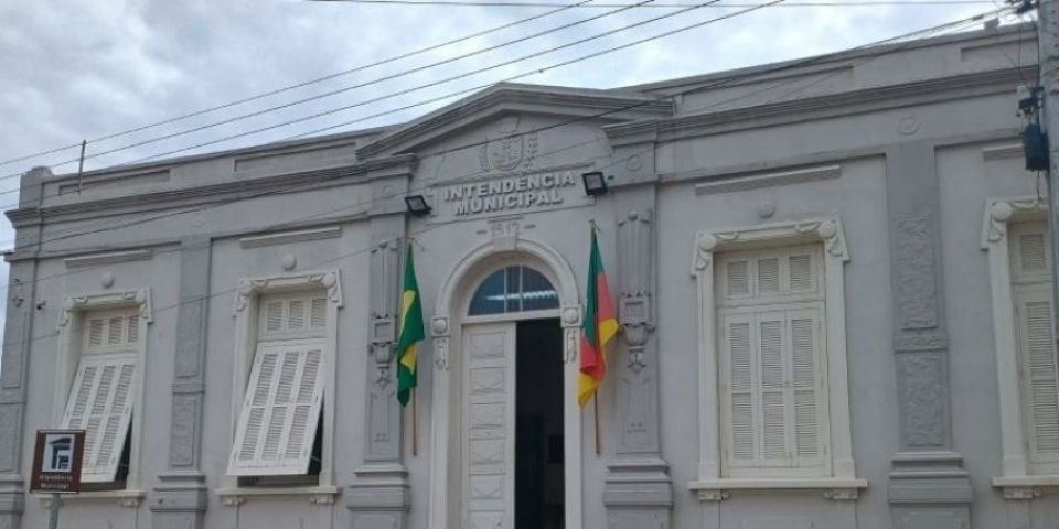 Executivo camaquense envia à Câmara de Vereadores Projeto de Lei que concede aumento real aos servidores