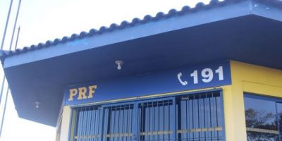 Homem é preso por agredir companheira em posto de combustível de Pelotas