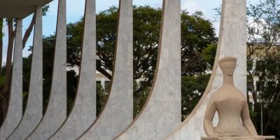 STF marca julgamento de denúncia contra Bolsonaro para 25 de março