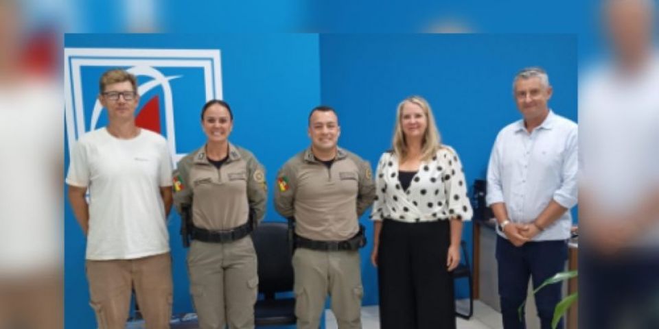 Comando do 30º BPM se reúne com a diretoria do Consepro Camaquã