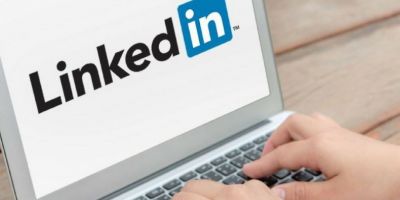 Mais de 50% dos brasileiros utilizam LinkedIn para procurar vagas remotas no exterior, aponta pesquisa