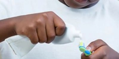Anvisa suspende interdição de venda de creme dental da Colgate
