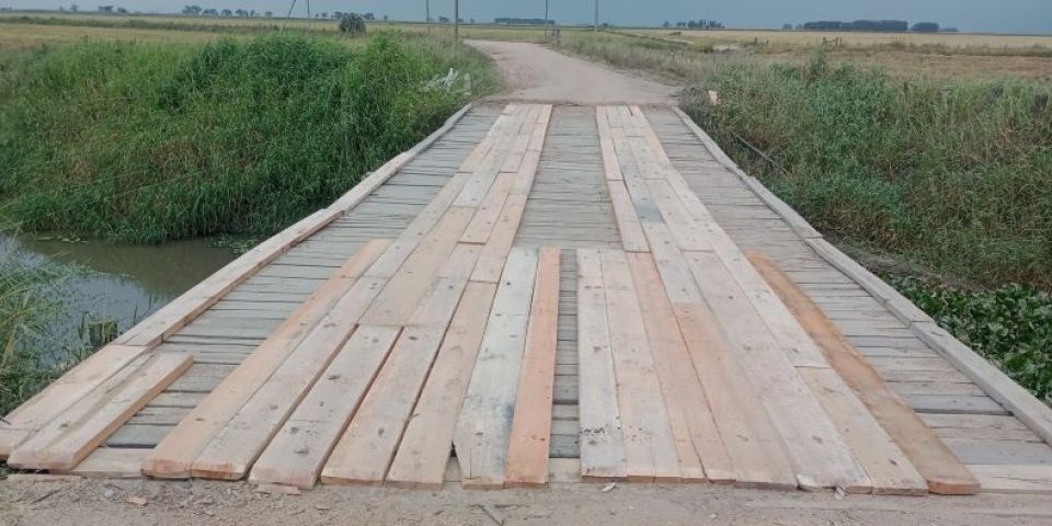 Prefeitura de Camaquã entrega uma ponte nova e outra reformada no interior