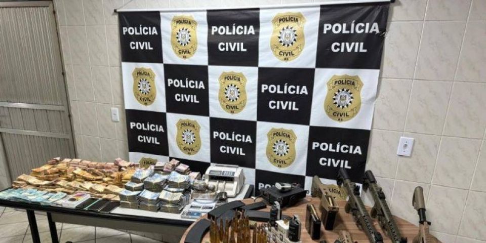 Polícia Civil apreende armamento antiaéreo em Porto Alegre