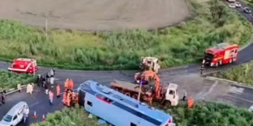 Acidente envolvendo ônibus deixa ao menos 10 mortos em Minas Gerais
