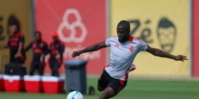 Em busca da primeira vitória na Libertadores, Inter enfrenta o Atlético Nacional no Beira-Rio