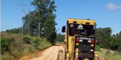 Após recentes chuvas, vias do interior de Camaquã recebem manutenções